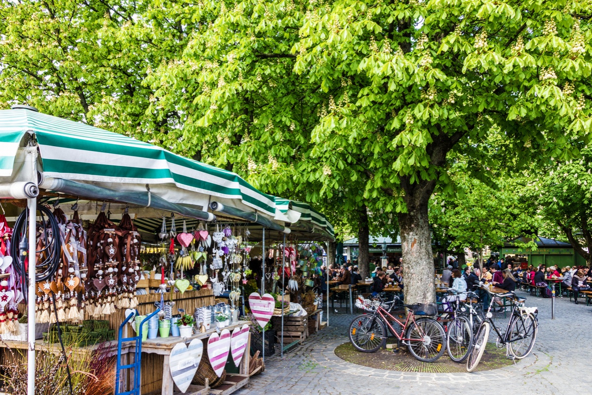 Viktualienmarkt - híres csemegepiac Münchenben